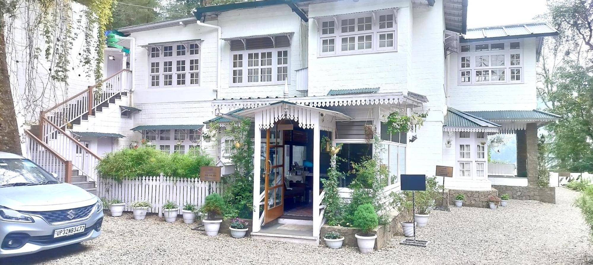 Bhikampur Lodge By Nine Hotels Nainital Ngoại thất bức ảnh