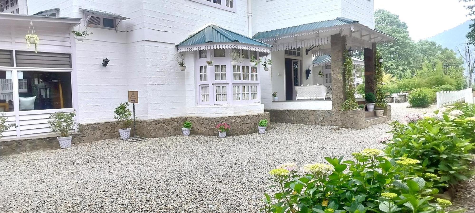 Bhikampur Lodge By Nine Hotels Nainital Ngoại thất bức ảnh